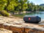 Altavoces Bluetooth impermeables recomendados para 2025